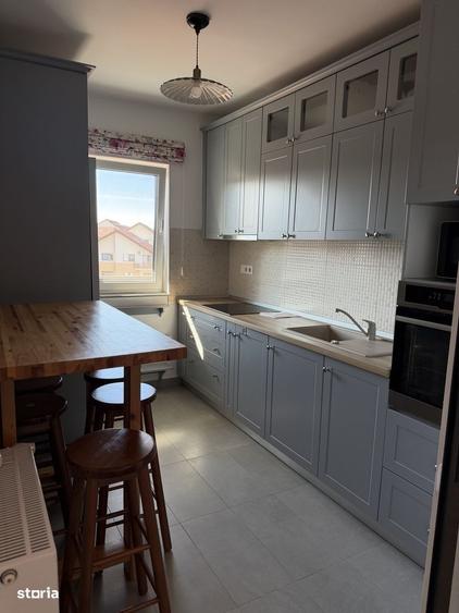 Apartament cu 3 camere în Bună Ziua