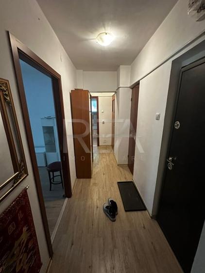 Apartament 3 Camere , Decomandat , Podul Giurgiului - 12