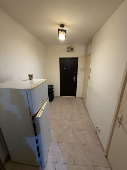 Garsoniera decomandata bloc 4 etaje Valea Ialomitei - 5