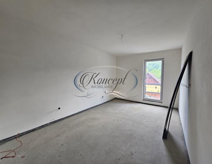 Casa cu terasa si curte mare, atmosfera rurala aproape de oras - 10