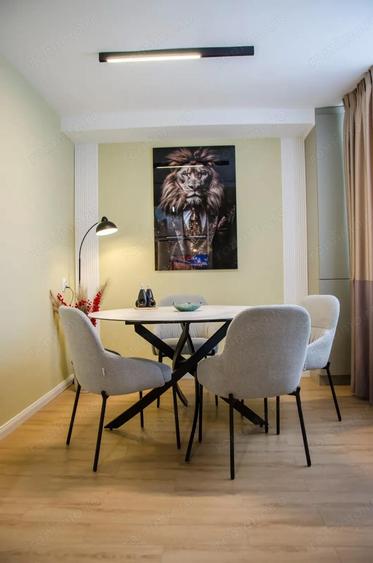 Inchiriez apartament 3 camere decomanda in Deva, zona I. Maniu in L-uri, etaj 6, bloc de 7 etaje, - 10