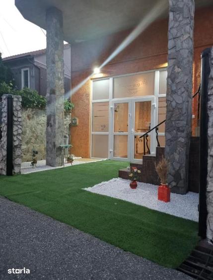 Casă cu 6 camere cu Teren 920 Mp în Central