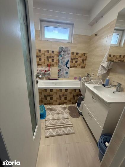 Apartament cu 3 camere decomandat în Chiajna