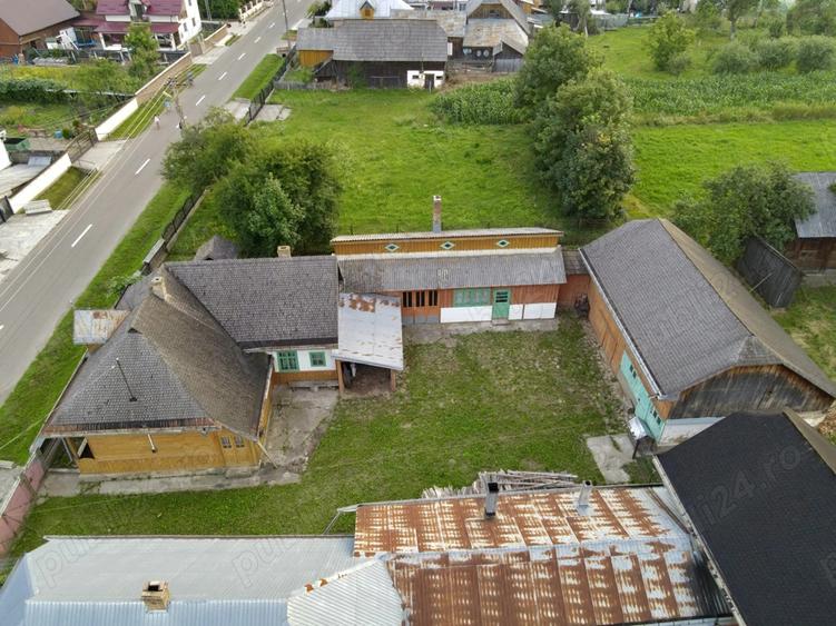 Gospodarie de vanzare in Valea Moldovei, judetul Suceava - 1