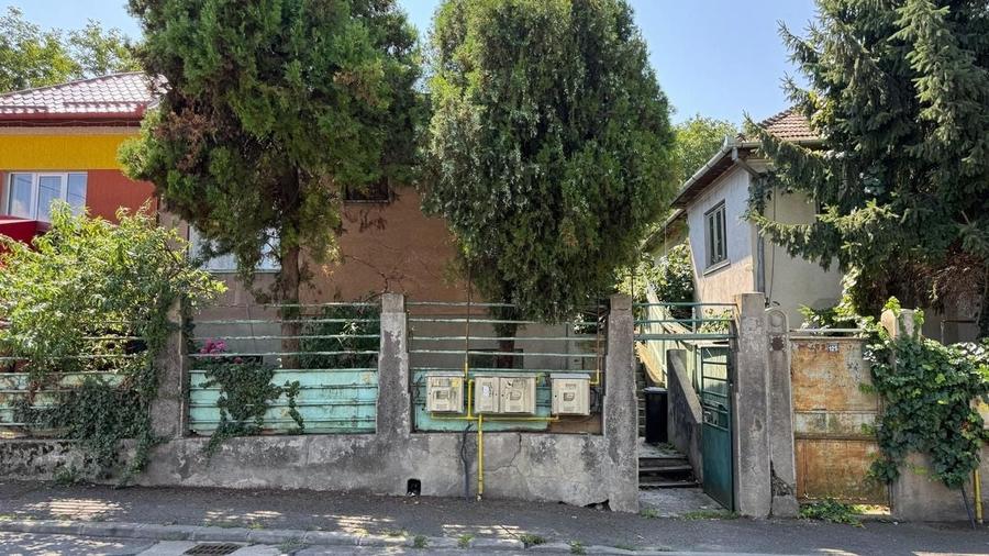 Teren cu casa demolabila - 547MP - Gruia - 2