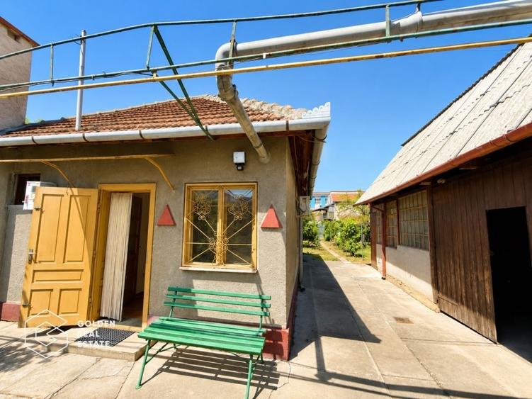 Casa cu teren 688 mp, 2 corpuri de cladire, Parneava - 18