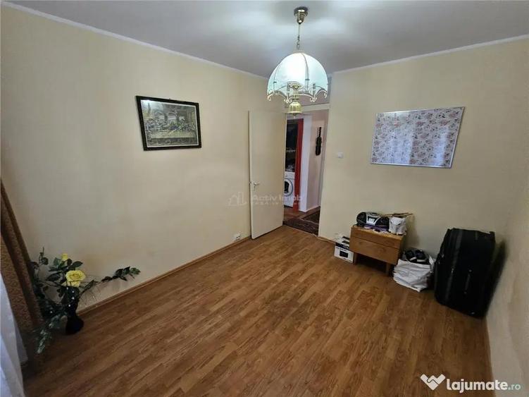 Resita, 3 Cam. Dec., Mobilat Utilat, Parter Inalt, Micro 4 - 2