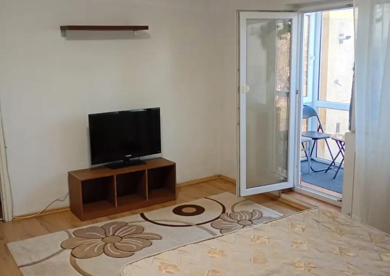 Vand apartament 2 camere, zona Gemi Micalaca - 1