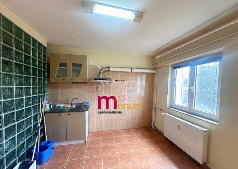 Apartament 3 camere,zona Palatul Copiilor Apartament 3 camere,zona Palatul Copiilor
