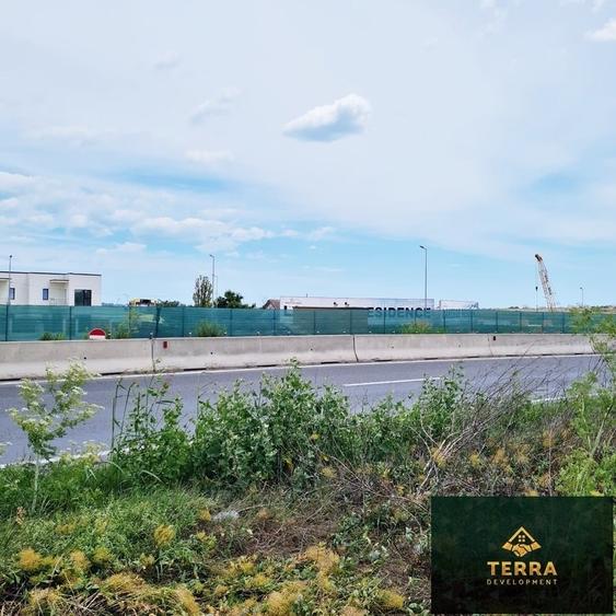 Loturi de teren , vis-a-vis de Insula Ovidiu - 4