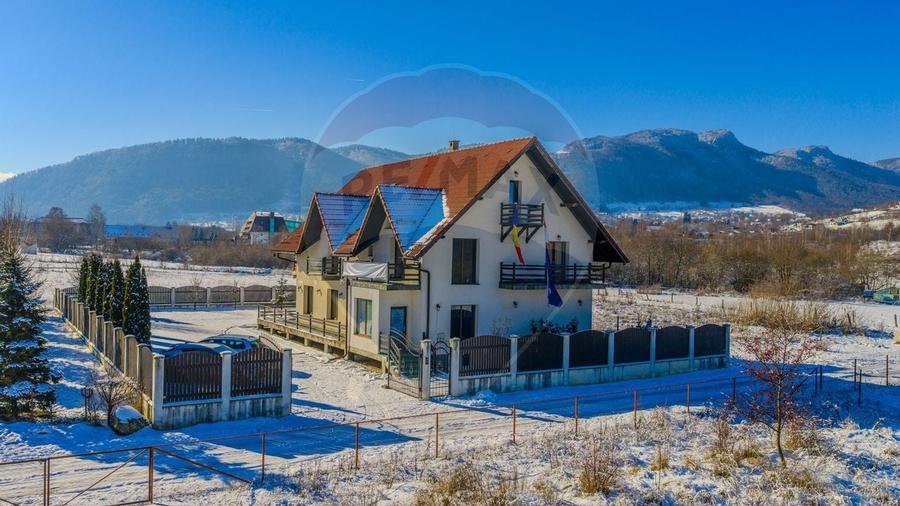 Casa cu potential turistic in Tohanu Nou - Comision 0% - 1