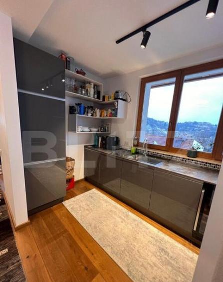 Casa, 5camere, 235mp, zona Schei - 4