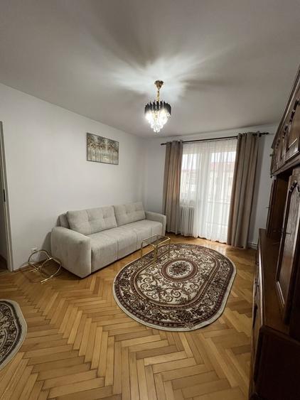 Inchiriez apartament cu 3 camere -Bulevardul Mihai Viteazu - 1