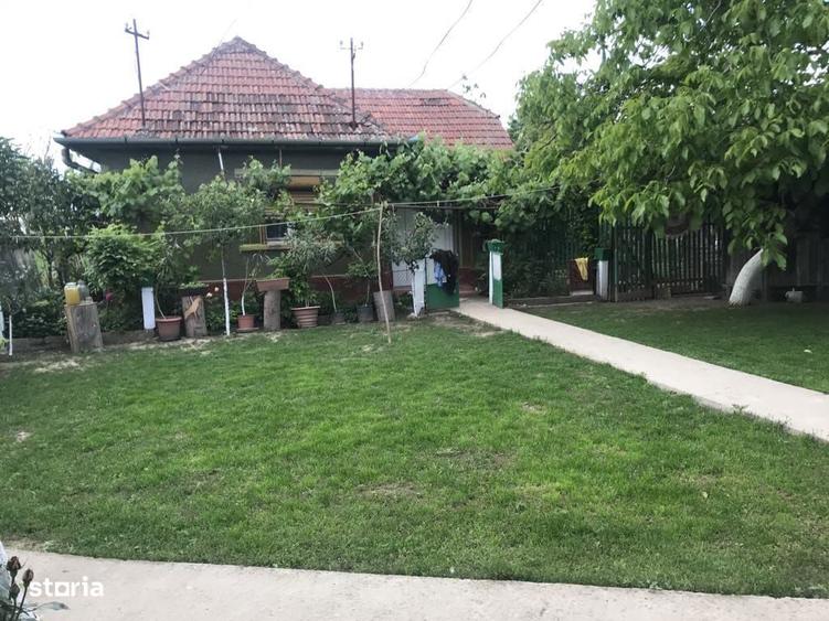 Casa cu 2 camere, teren 1900 mp, zona linistita - 2