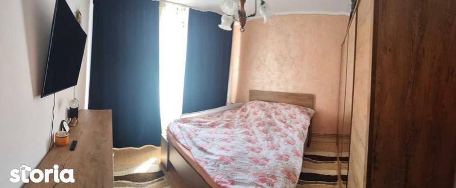 Apartament de vanzare - 4