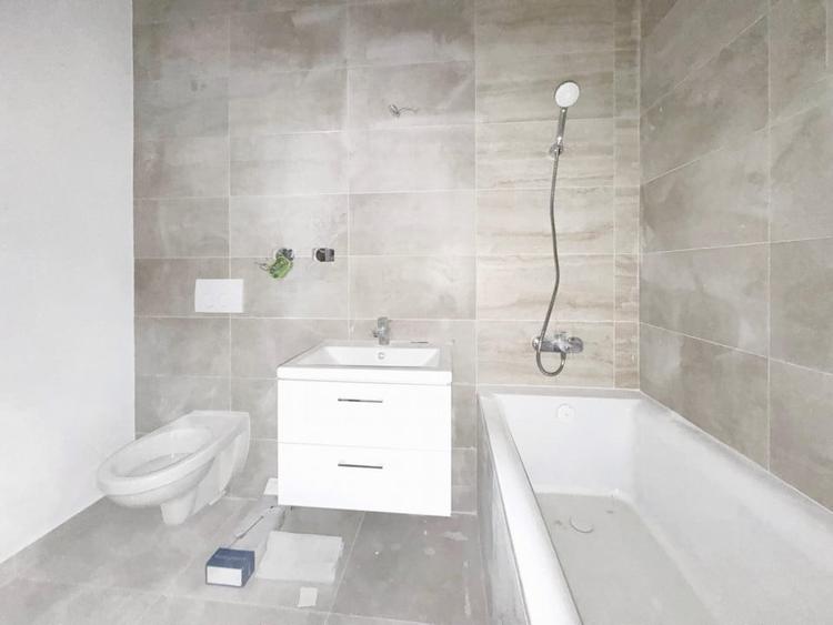 Apartament 3 camere, decomandat, 72 mp utili, etaj 2/9 , zona Aradului - 7