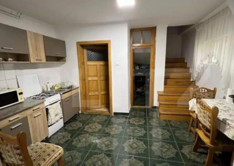 2 CASE, 300mp/700mp, teren 30 ari, zona strada Botizului - 8