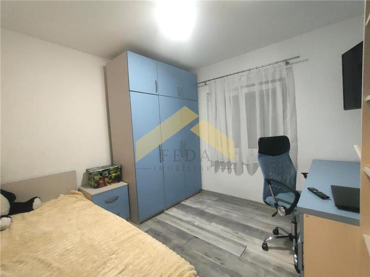 Apartament 3 camere de vanzare cartier Micalaca, zona Orizont - 14