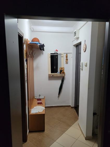 De inchiriat apartament 2 camere - 4