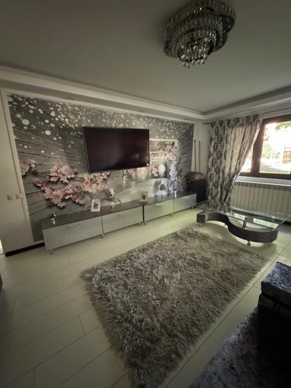 Apartament de vanzare - 1