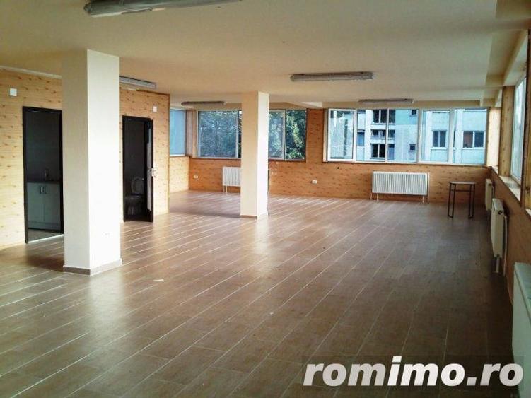 Spatii comerciale birouri Apartame et 1 si et 3 zona Campia Libertatii sector 3 - 3