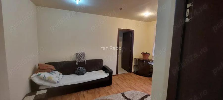 Apartament in zona reziden?iala in bloc privat