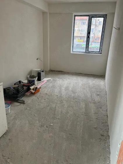 Oferim spre vanzare apartament modern cu 3 camere-Zona Pipirig Central - 1