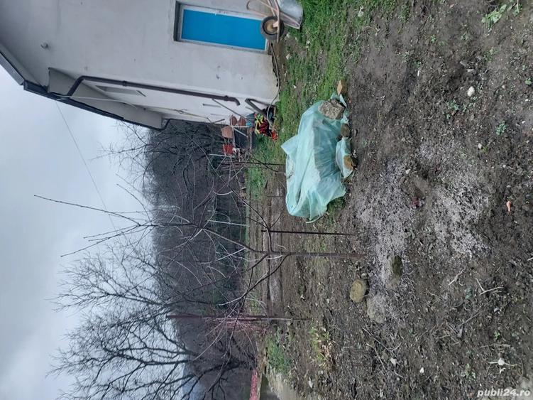 Vand casa in Resita cu conditi - 1