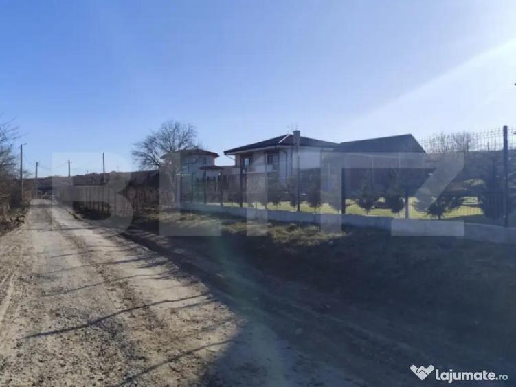 Teren 852 mp, cu vedere spre lac, Sorogari - 3