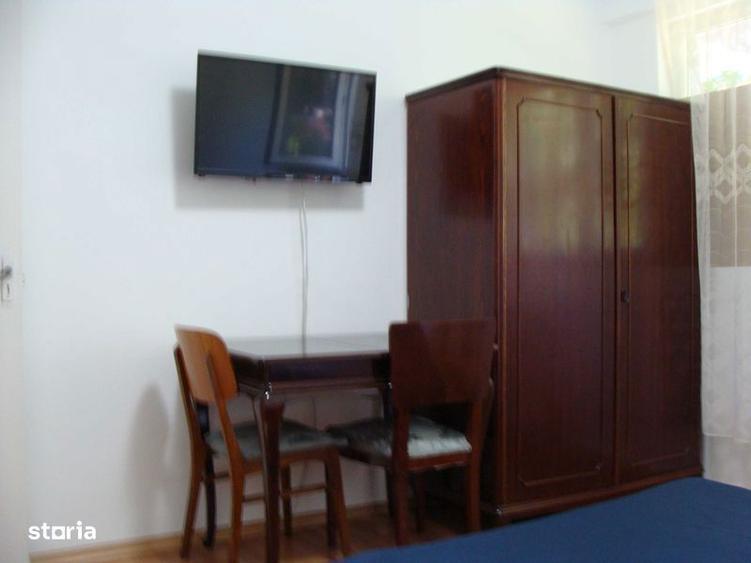 Inchiriez apart. 2 camere decomandat P/4 in zon Dr. Taberei 34 - 3