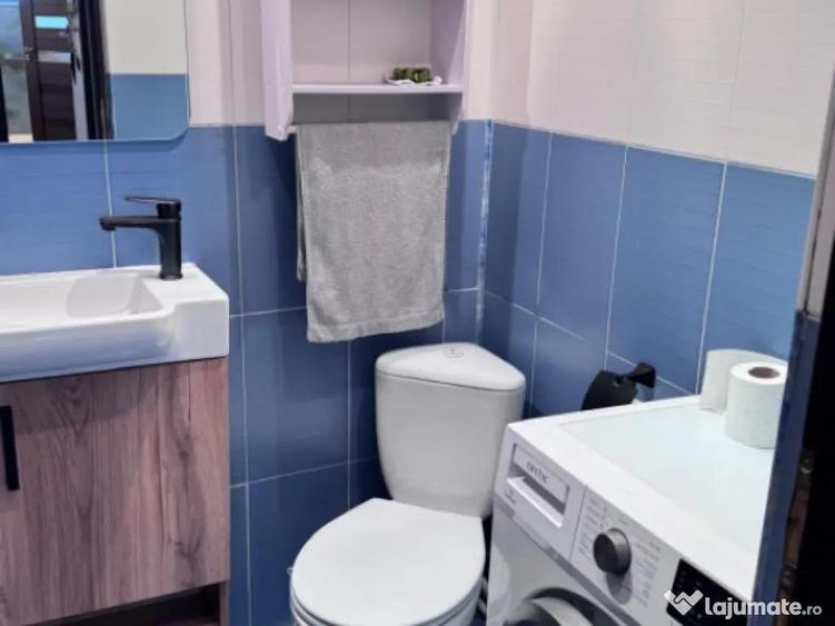 Apartament 3 camere decomandat, vedere spre mare, la 5 minut - 6