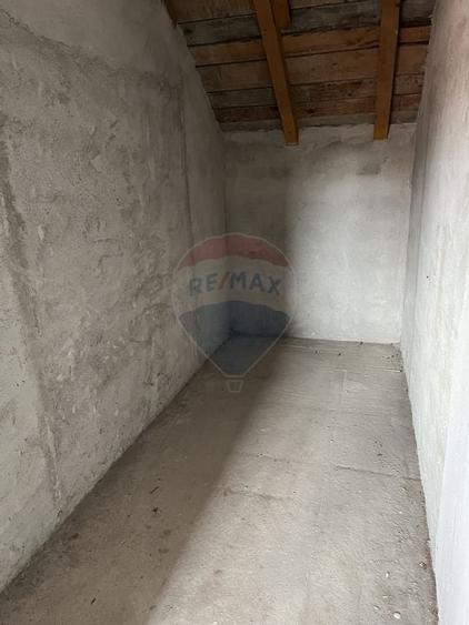 Casa de vanzare in Campulung la pret de apartament. - 22