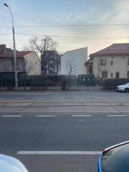 Domenii( Ion Mihalache) stradal, ideal constructie clinica ,birouri,comercial - 2