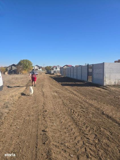 Teren de vanzare, 772 mp, parcelabil dupa dorinta - 2