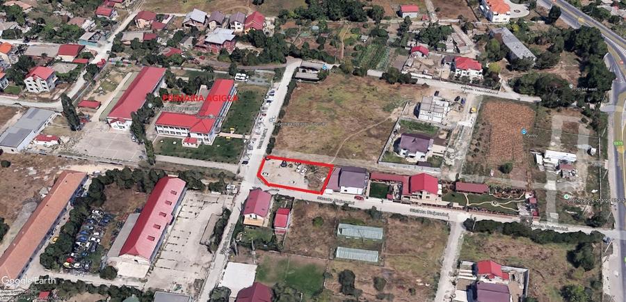 Agigea - vis a vis de Primarie - teren 462mp cu deschidere la 3 strazi - 3