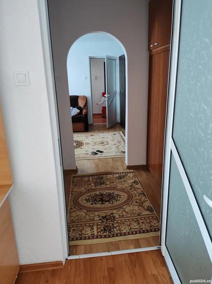 Apartament 2 camere de inchiriat Roman, str. Anton Pann, zona lini?tita 250 - 2