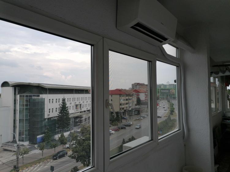 Apartament cu 2 camere decomandat în Central