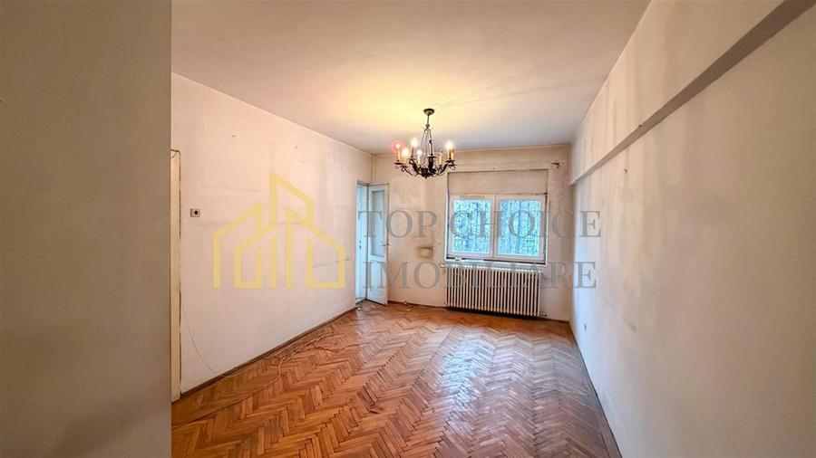 GARSONIERA SPATIOASA CU PARCARE SI BOXA - STEFAN CEL MARE - PARTER INALT - BLOC - 3