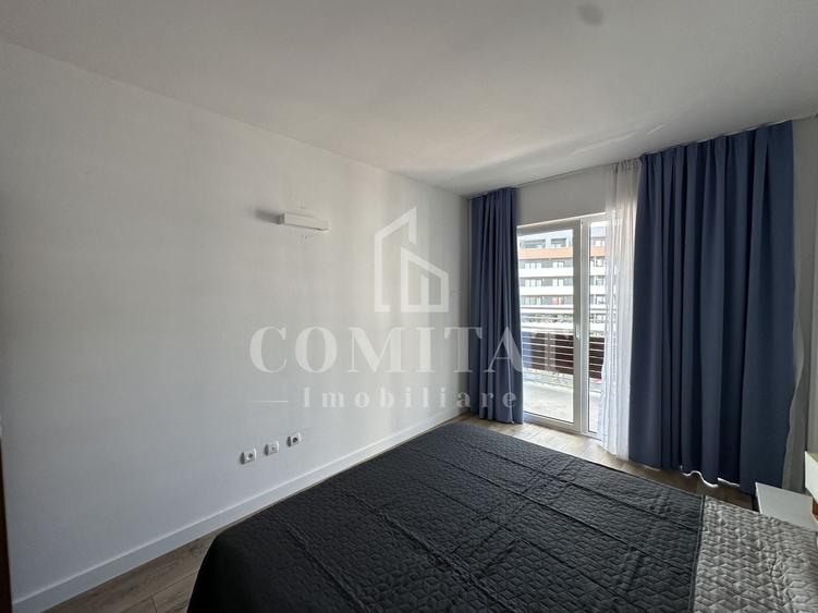 Apartament cu 5 camere semidecomandat, mobilat în Bună Ziua