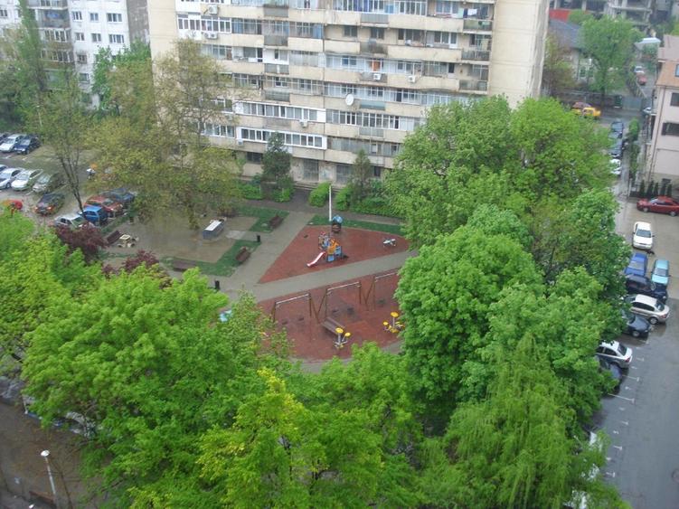 Inchiriez garsoniera metrou Iancului, 40 mp, renovata si mobilata modern - 4