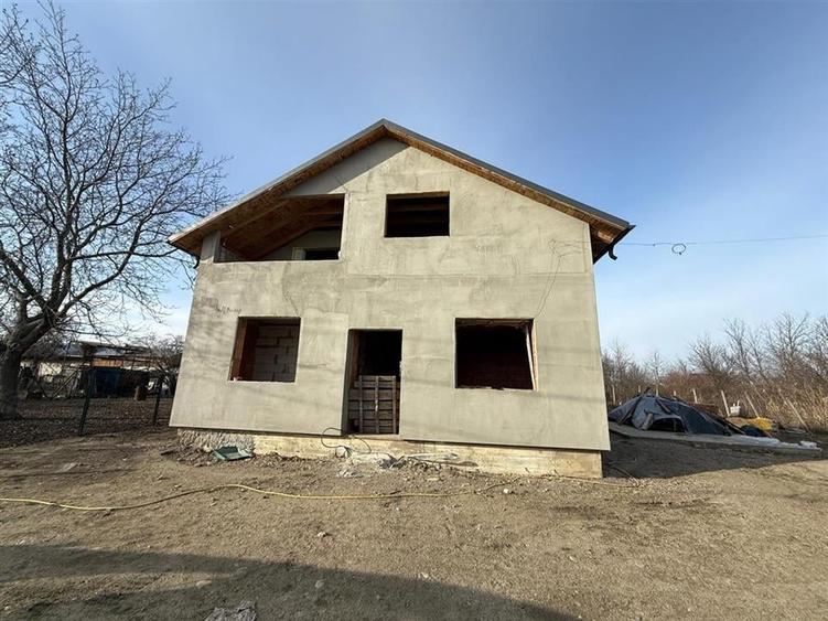 CASA LA GRI , UNIREA - 1