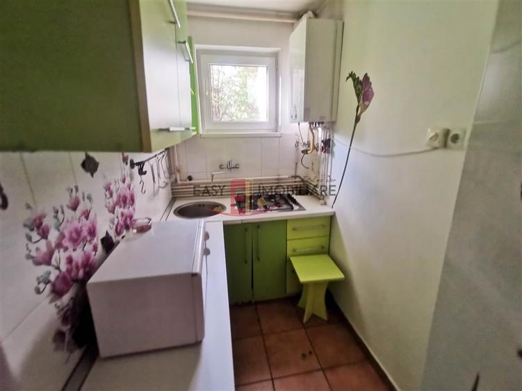 Apartament 3 camere, semicentral, zona Poli 2, Targu Mures - 10