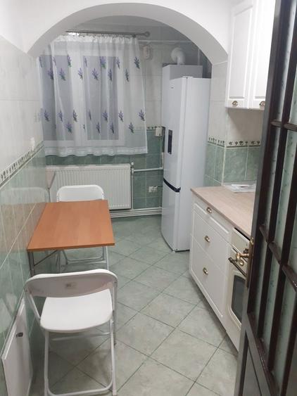 Inchiriez garsoniera - 4