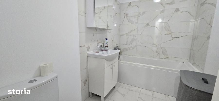Vanzare Apartament 3 camere Class Park Targovi?te ,loc parcare - 8