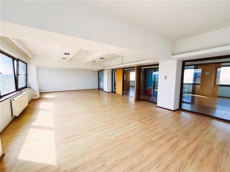 Hala Zona Republicii - 5