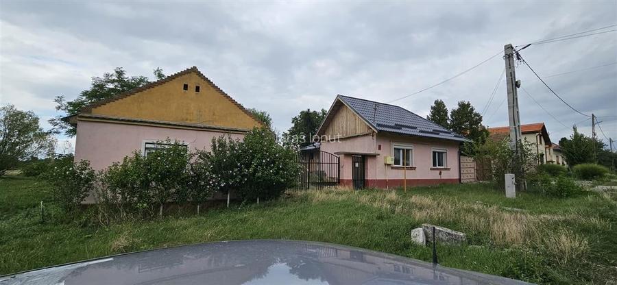 RECO, Casa in Santaul Mare,  Zona Bors, Oradea, teren 850 mp cu toate utilitatil
