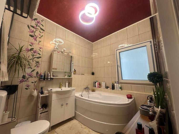 Casa / Vila 205 mp, 5 camere cu bai proprii, curte, Eforie Nord - 6