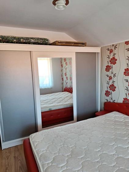 DE INCHIRIAT Apartament 3 camere, 80 mp, garaj inclus - 2