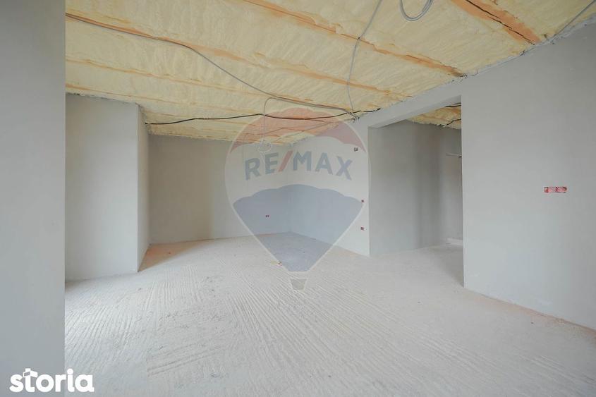 De vanzare casa semifinisata cu 3 camere, 455 mp teren, in Cihei - 3