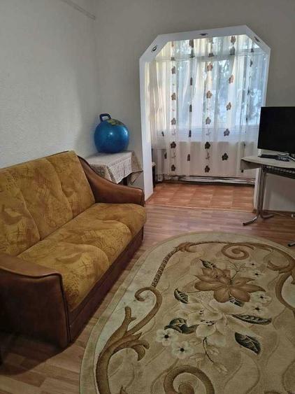 Inchiriez apartament 2 camere - 10
